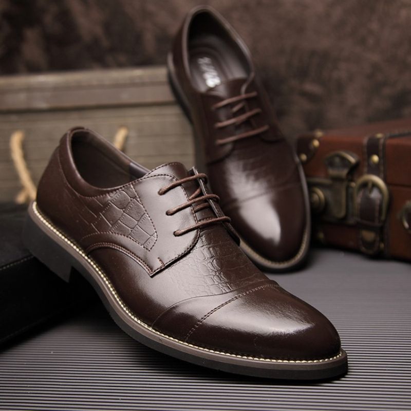 Miesten Croco Point Toe Oxfords