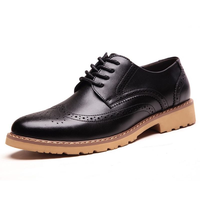 Uudet Lace Up Miesten Brogues