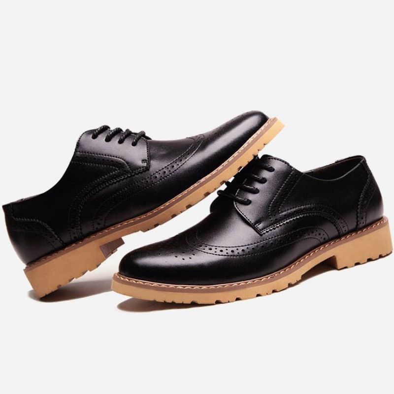 Uudet Lace Up Miesten Brogues