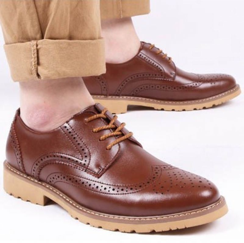 Uudet Lace Up Miesten Brogues