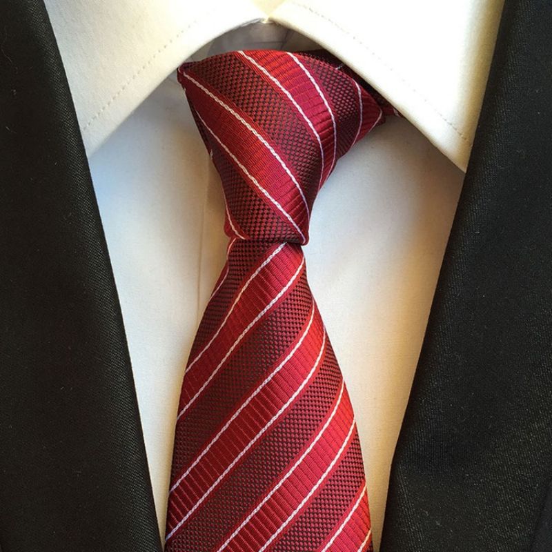 Yritykset Stripe Paisley Tie For Man