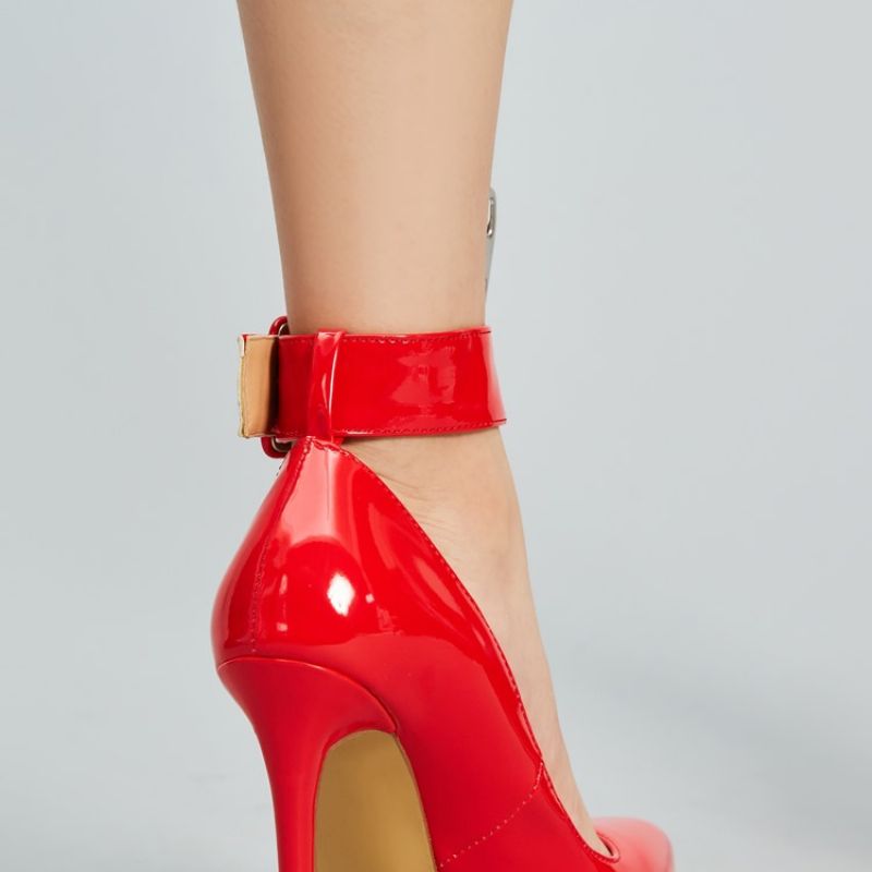 Red Buckle Plain Stiletto Heel Pumps