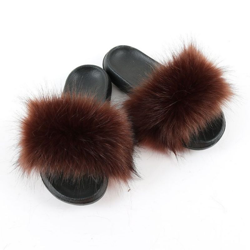 Pompon Flat Slip-On Tavalliset Tossut