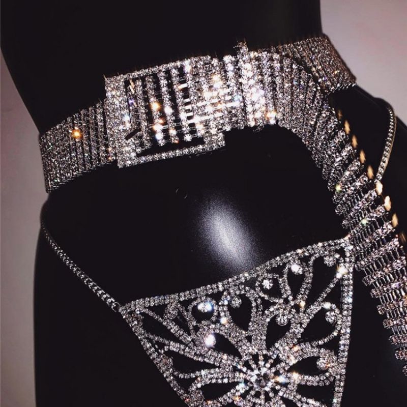 Pin Buckle Muoti Diamante Belt