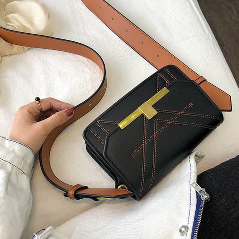 Kierre Pu-Suorakulmio Crossbody Bag