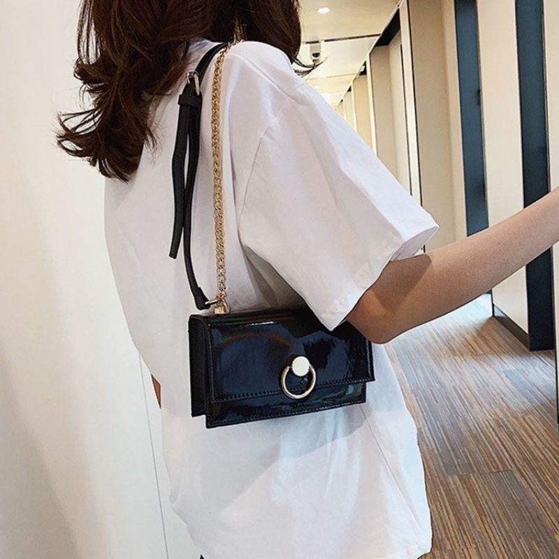 Plain Chain Suorakulmion Crossbody Laukut