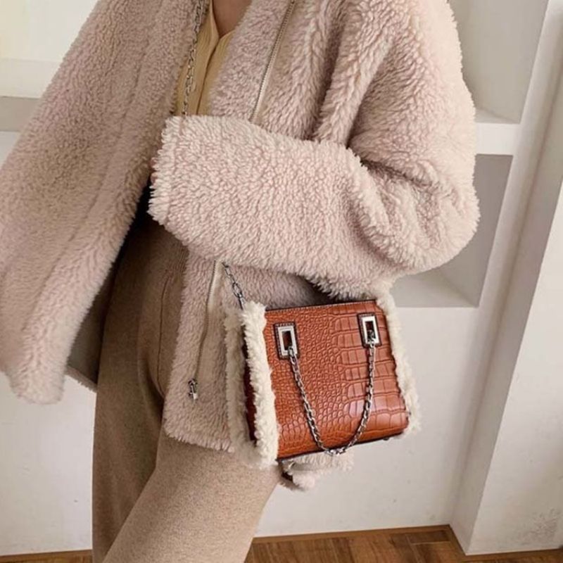 Pu Chain Alligator Rectangle Naisten Crossbody Laukut