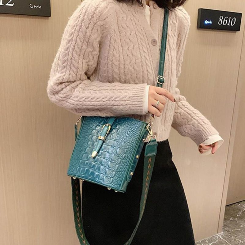 Thread Alligator Pu-Suorakulmio Crossbody Laukut