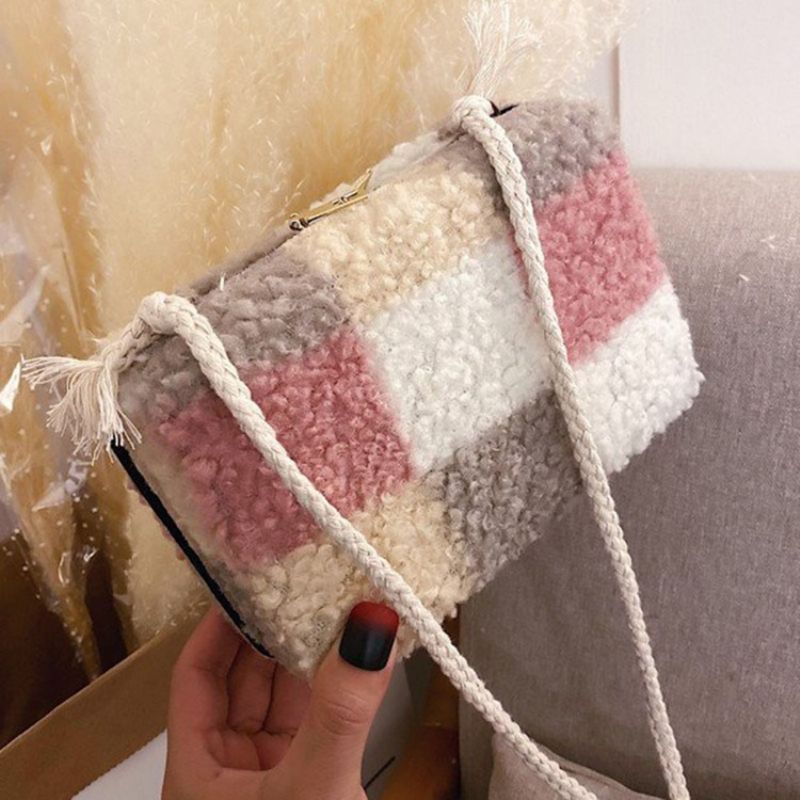 Villasekoituksia Plaid Patchwork Flap Crossbody Laukut